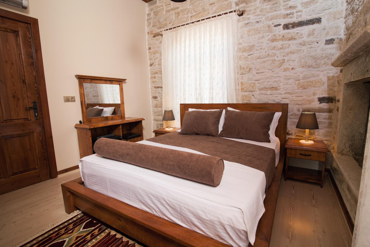 1922 Hotel Yenifoca Zewnętrze zdjęcie